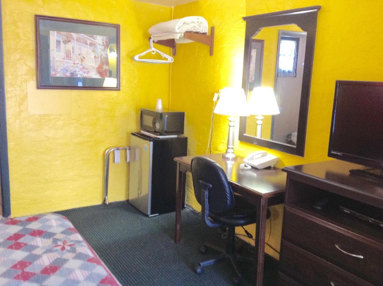 Holly Motel Southampton Extérieur photo